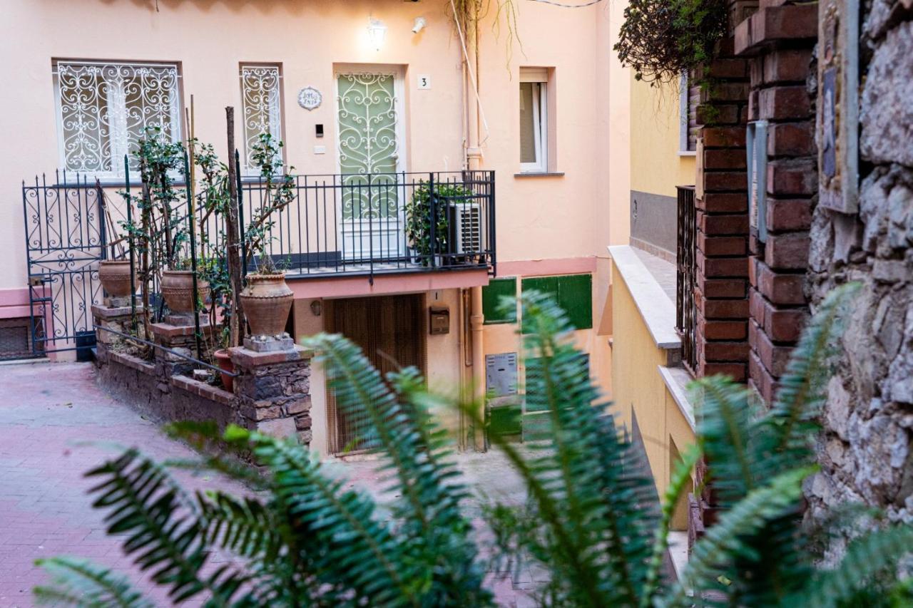 Domus Enea Apartment Таормина Екстериор снимка